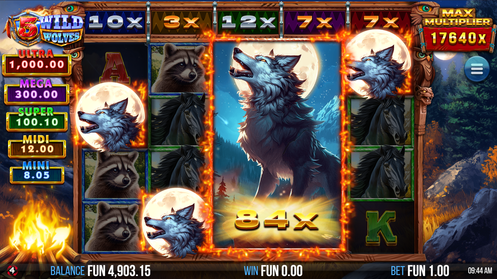 Stacked Wolf Symbols Landing Adjacent Merge into 1 Giant Symbol Multiplier