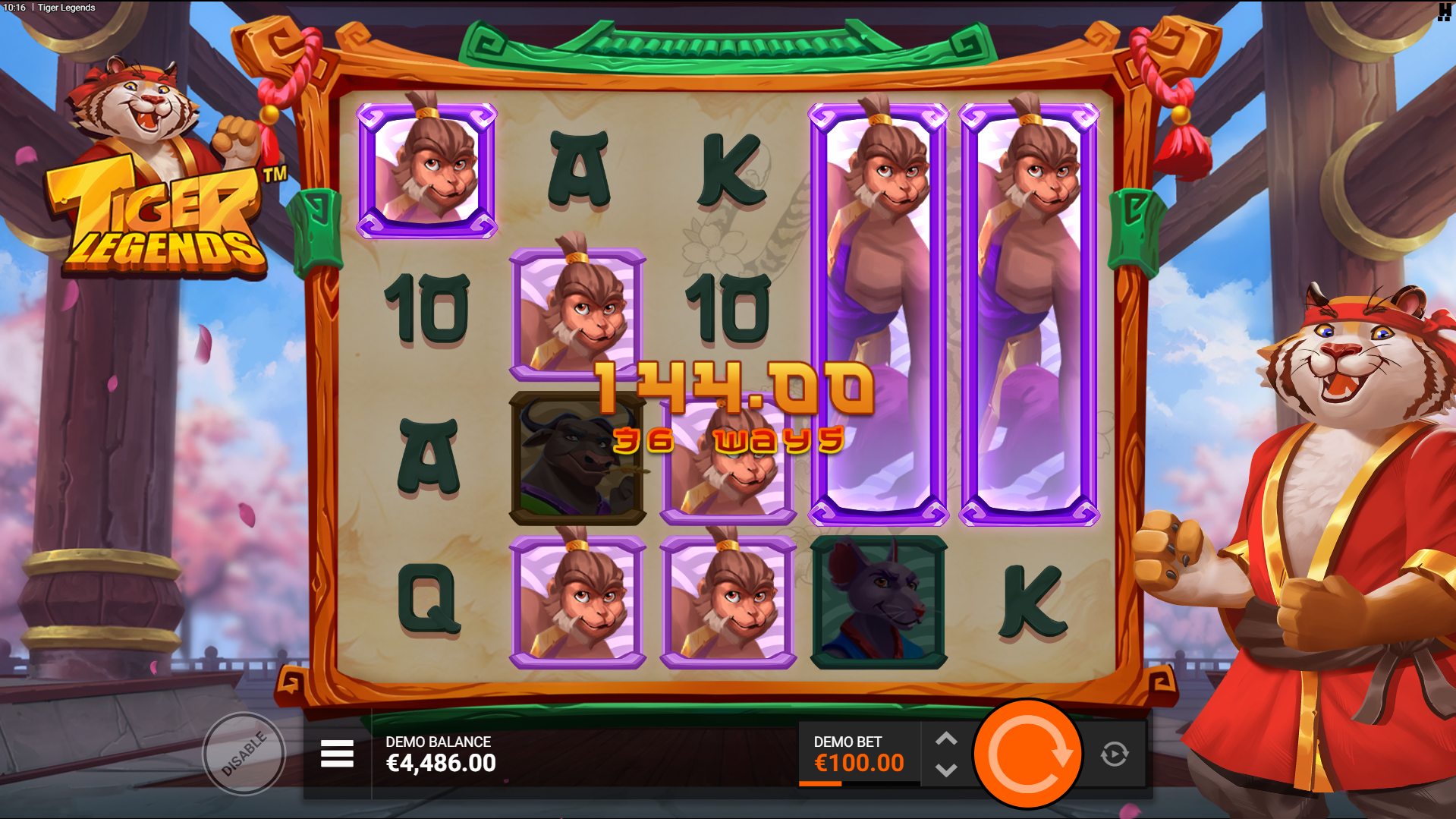 Land Frame Legendary Warrior Symbols and see Them Expand When Forming Part of a Winning Combination