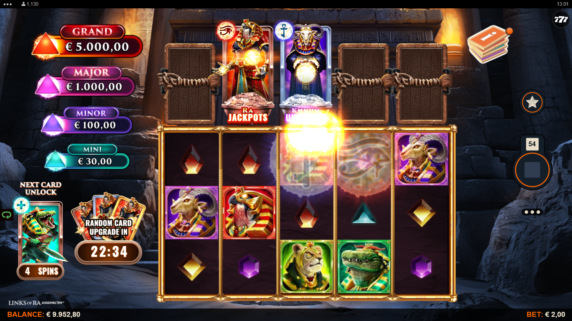 Collect Overlay Tokens to Randomly Trigger the Ultra Link&Win Bonus Game