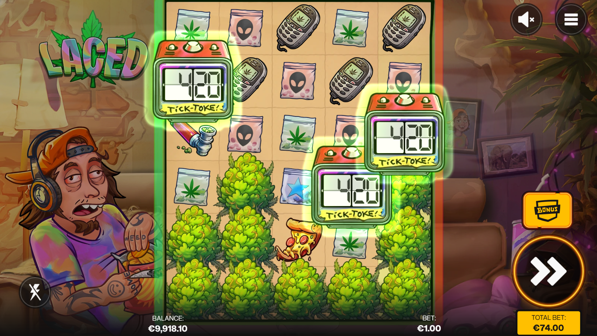 Trigger Free Spins by Landing 3 or 4 Scatter Symbols