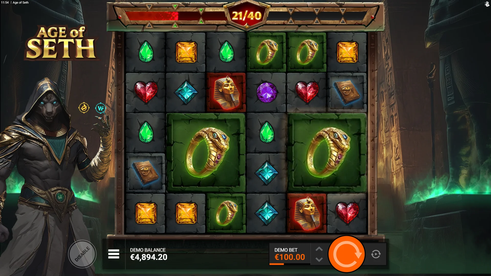 Every 10 winning symbols collected activates a random Grid Boost feature